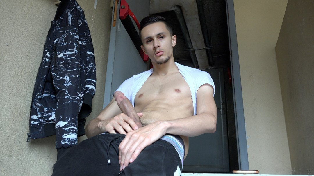 Arabian dick pic